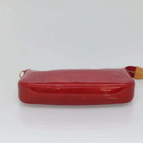 LOUIS VUITTON Vernis Pochette Accessoires Pouch Pomme D'amour M91577 Auth 125358 - Picture 8 of 16